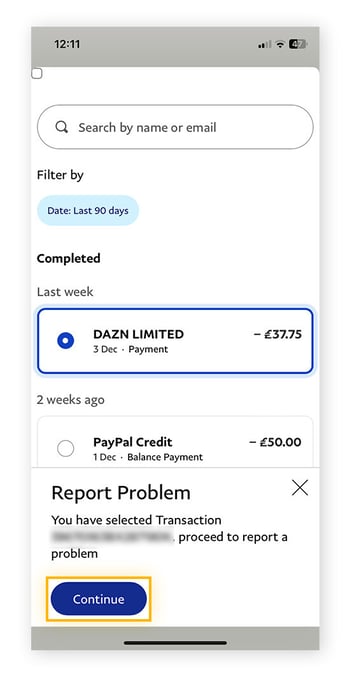 Informar de una transacción fraudulenta en la aplicación de PayPal después del hackeo de una cuenta.