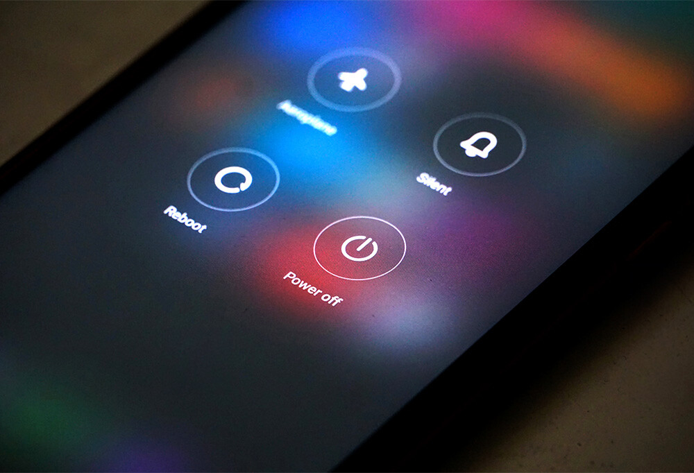 why-does-my-phone-keep-restarting-hero